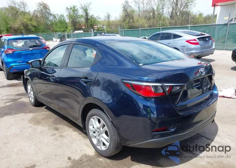 2018 Toyota Yaris Ia z USA, uszkodzony, nr VIN 3MYDLBYV5JY332643